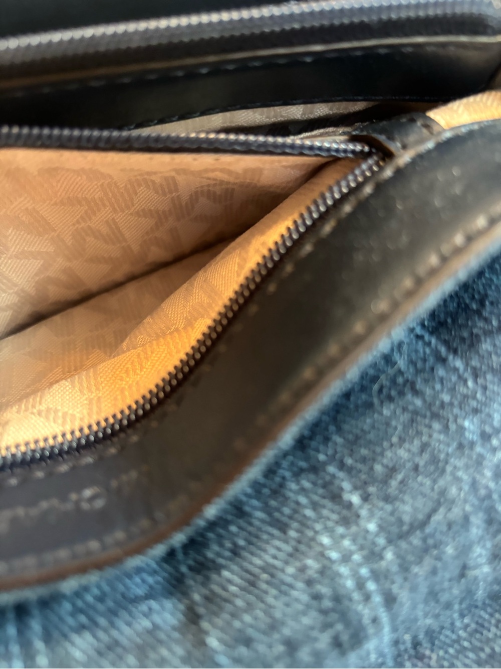 Michael Kors Frayed Chevron Denim Crossbody Bag in Blue - Picture 9 of 11